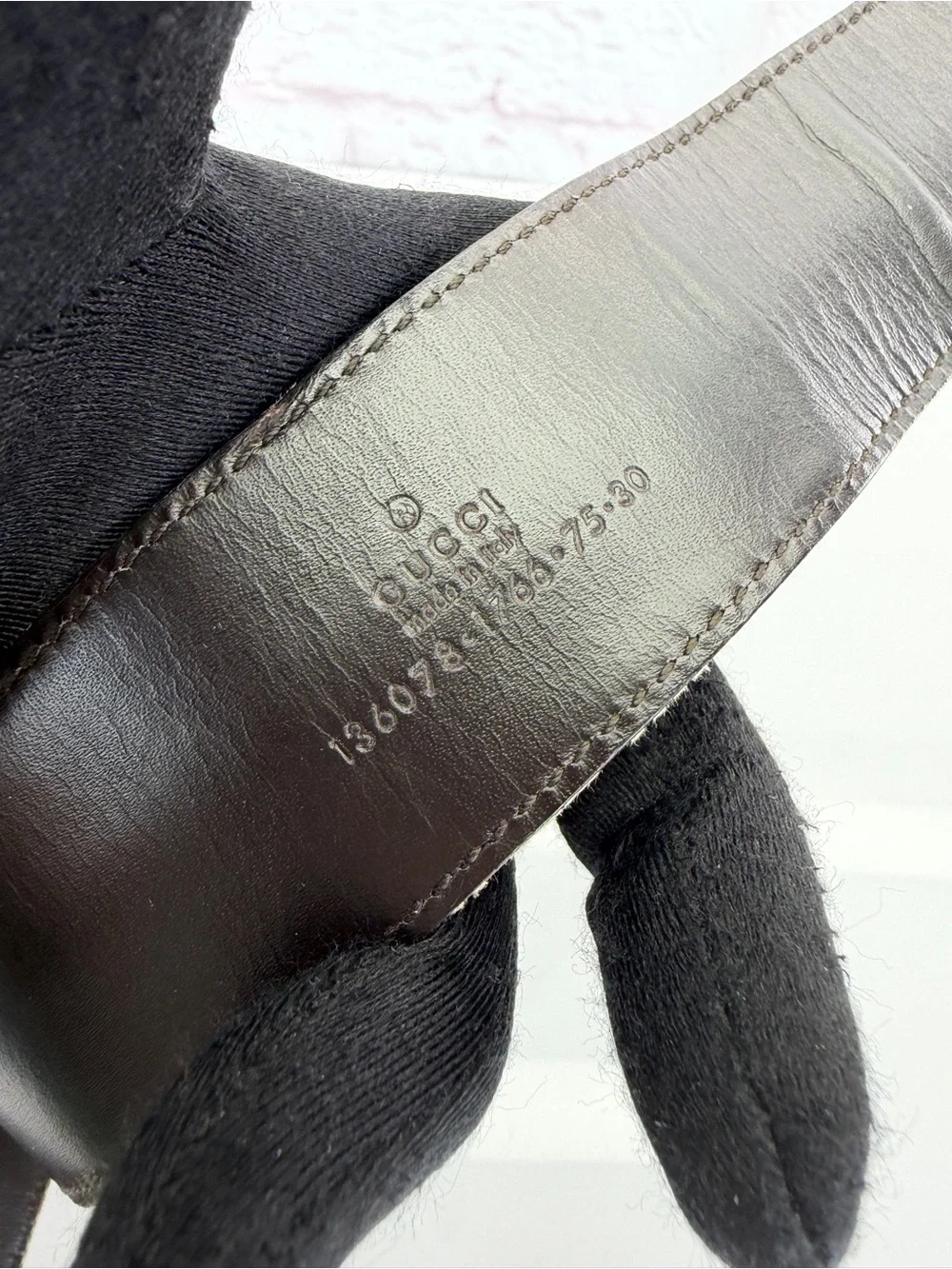 Gucci Vintage Bamboo GG Canvas Leather Waist Metallic Purple Belt 75/30